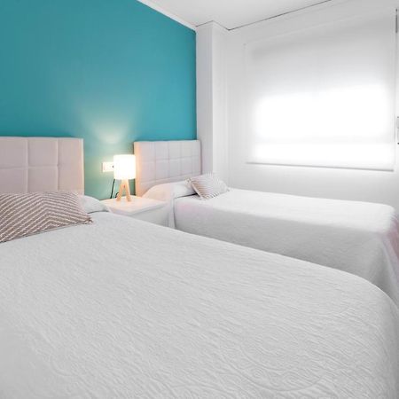 Ag Bahamas Premium Apartment Гандия Екстериор снимка
