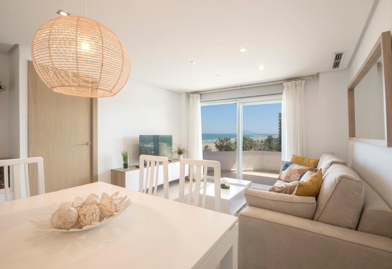 Ag Bahamas Premium Apartment Гандия Екстериор снимка