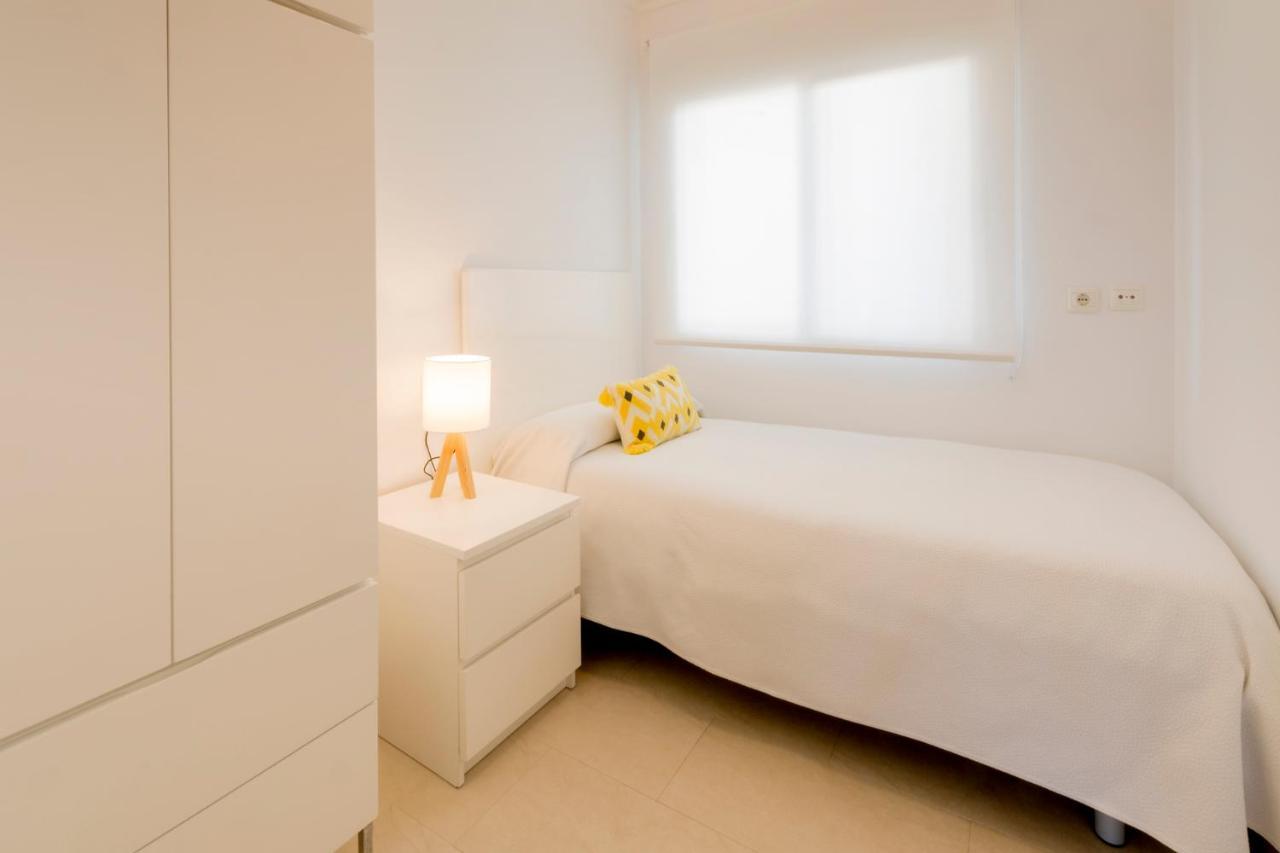 Ag Bahamas Premium Apartment Гандия Екстериор снимка