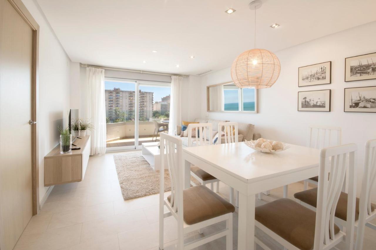 Ag Bahamas Premium Apartment Гандия Екстериор снимка